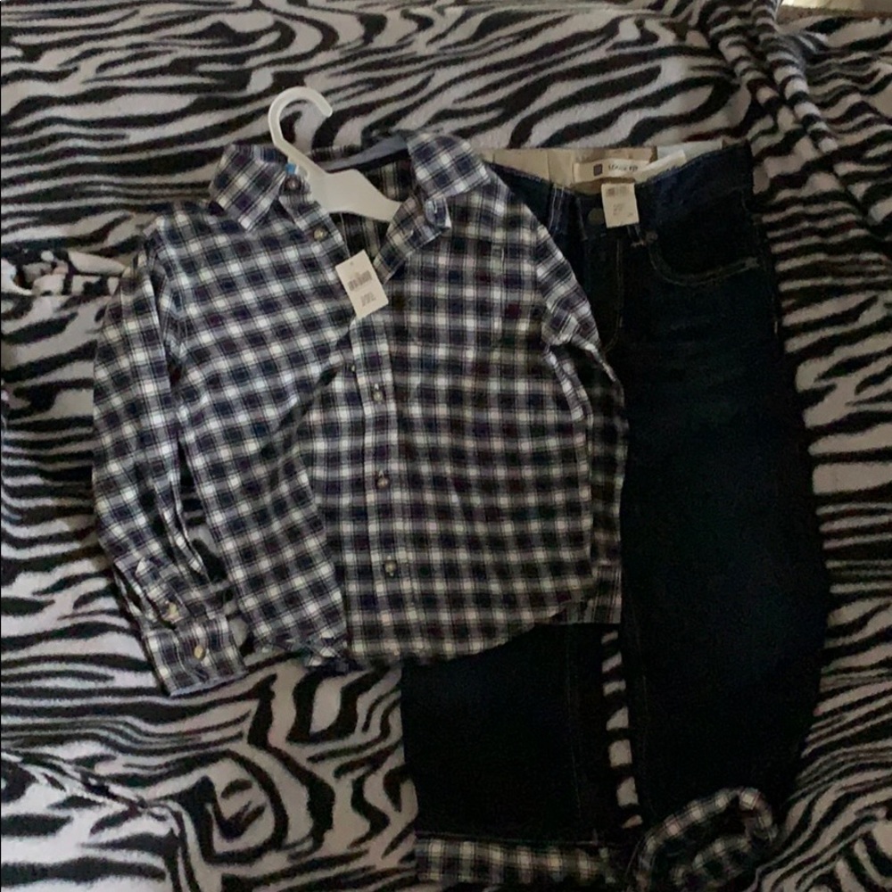Boys Gap set, jeans and collard shirt size 5 years